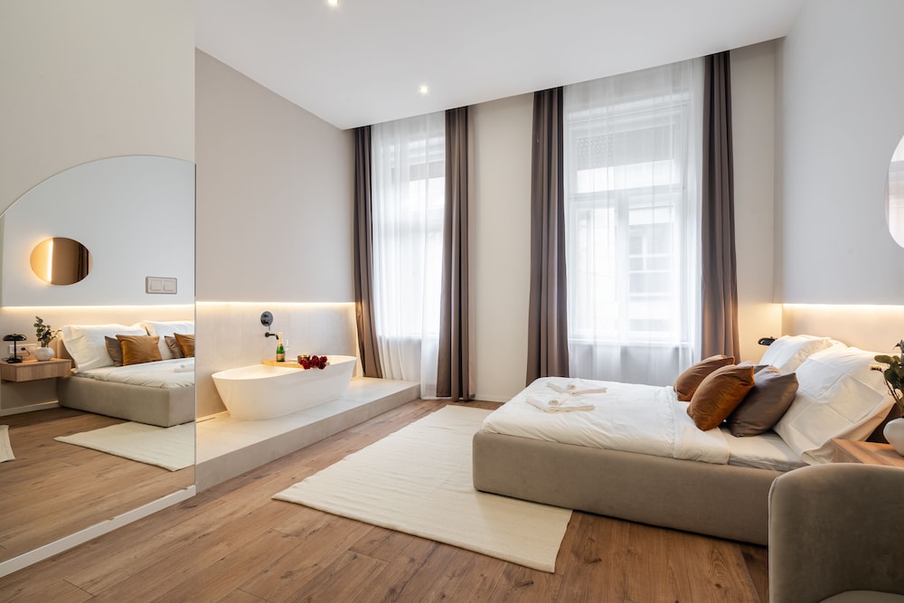 You Boutique Suites by BQA
