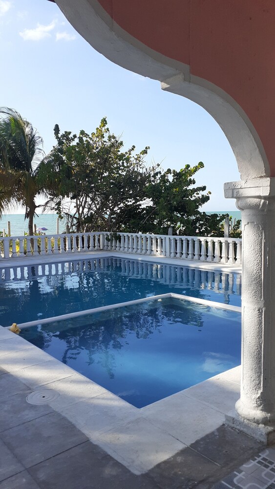 Flamingo Guest House Celestún