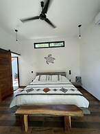 Flakos Hostel