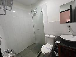 HOTEL PERLA CENTRAL MALECON