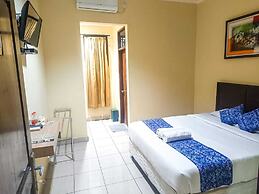 Miraa Guest House & Resto