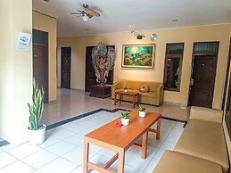 Miraa Guest House & Resto