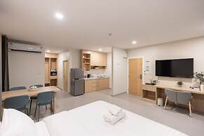 Good Nine Hotel