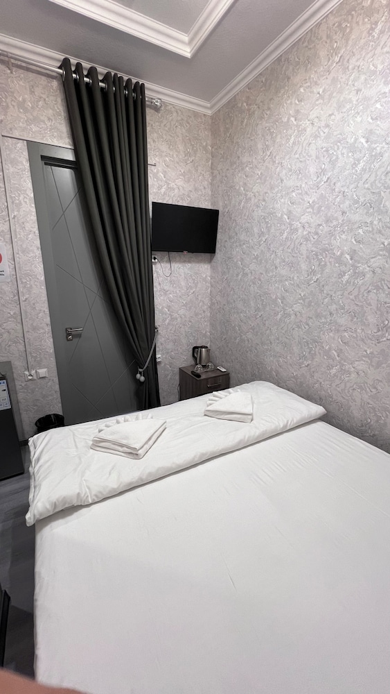 Byond Hotel & Hostel