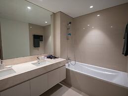 Mh - Act One Act Two - Down Town - 2bhk - Ref501