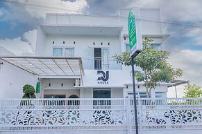 DJ House Yogyakarta