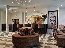 Hotel Pietryna