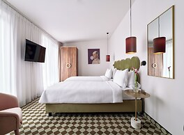 Hotel Pietryna