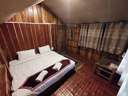 Lotuslap Resort