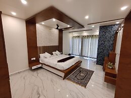 Lotuslap Resort