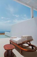 Muse of Mykonos