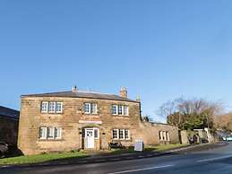 Victoria House