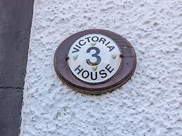 Victoria House