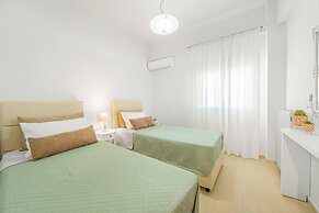 Maela Luxury Suite