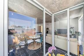Seaside Studio Apartment, 9 Mins to Queens Beach!