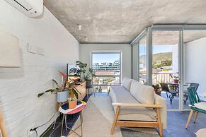 Seaside Studio Apartment, 9 Mins to Queens Beach!