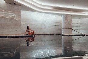 FIVE LUXE