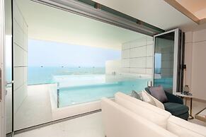 FIVE LUXE