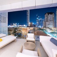 FIVE LUXE