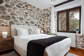Parnassus Woodstone Chalets- N1- N2- N3