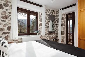 Parnassus Woodstone Chalets- N1- N2- N3