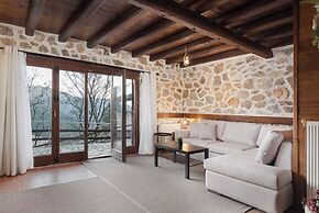 Parnassus Woodstone Chalets- N1- N2- N3