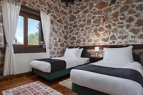 Parnassus Woodstone Chalets- N1- N2- N3