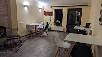 WOOLWAY  STUDIOS