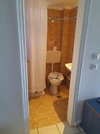 Bambola Apartments by Booking Kottas