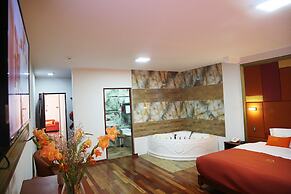 MIRAFLORES GOLD HOTEL BOUTIQUE