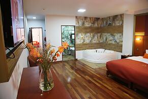 MIRAFLORES GOLD HOTEL BOUTIQUE