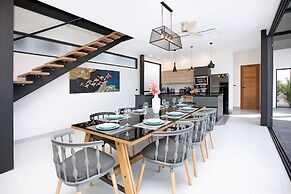 Trendy LoftStyle Eco Pool Villa Sunset 7