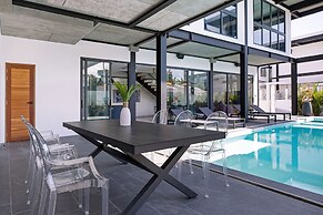 Innovative 12m Eco Pool Villa Sunset 1