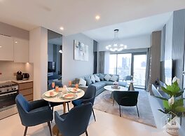 Luxury 2bed Balcony City View