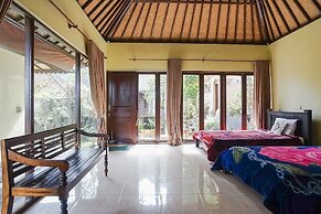 Baruna Lakeside View