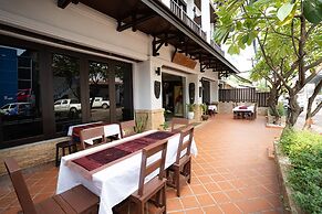 Vongkhamsene Boutique Hotel
