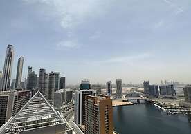Mh- Lovely 1 Bhk Burj Khalifa View Ref- 26017