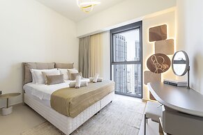 Act One Tower 2BR Luxury Apartment