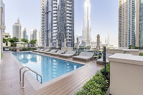 Act One Tower 2BR Luxury Apartment