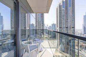 Act One Tower 2BR Luxury Apartment
