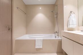 Act One Tower 2BR Luxury Apartment