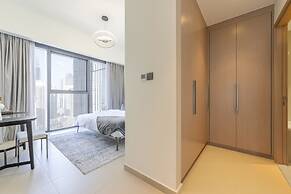 Act One Tower 2BR Luxury Apartment
