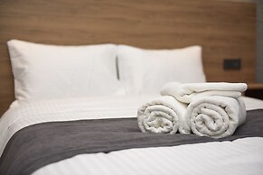Daymonth Hotel