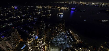 LUX  Iconic Views at Palm Tower Studio 2