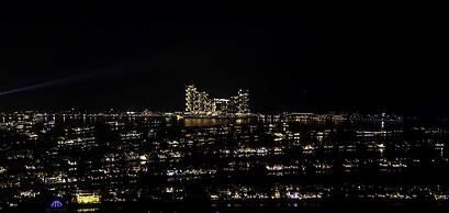 LUX  Iconic Views at Palm Tower Studio 2