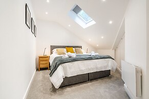 The Botanical Flat 1