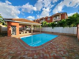 Impeccable 2-bed Apartment in Kingston With Pool