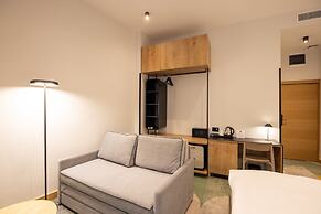 Hop Inn Rooms & Suites Belgrade