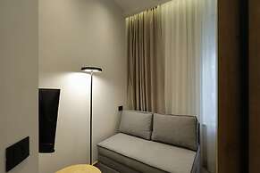 Hop Inn Rooms & Suites Belgrade