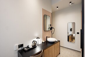 Hop Inn Rooms & Suites Belgrade